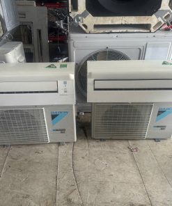 Vệ Sinh Máy Lạnh Treo Tường